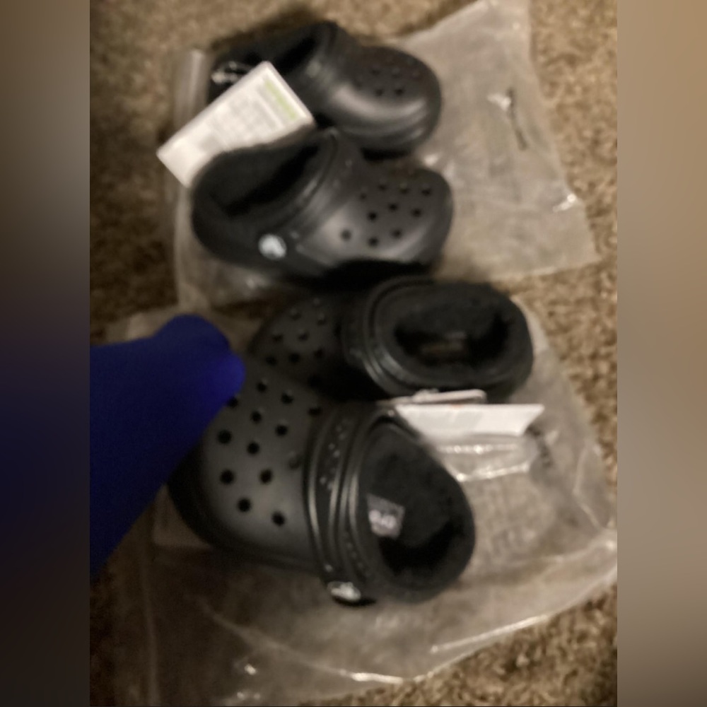 I am selling two pairs of C6 Crocs (Child 6) - Picture 1 of 1